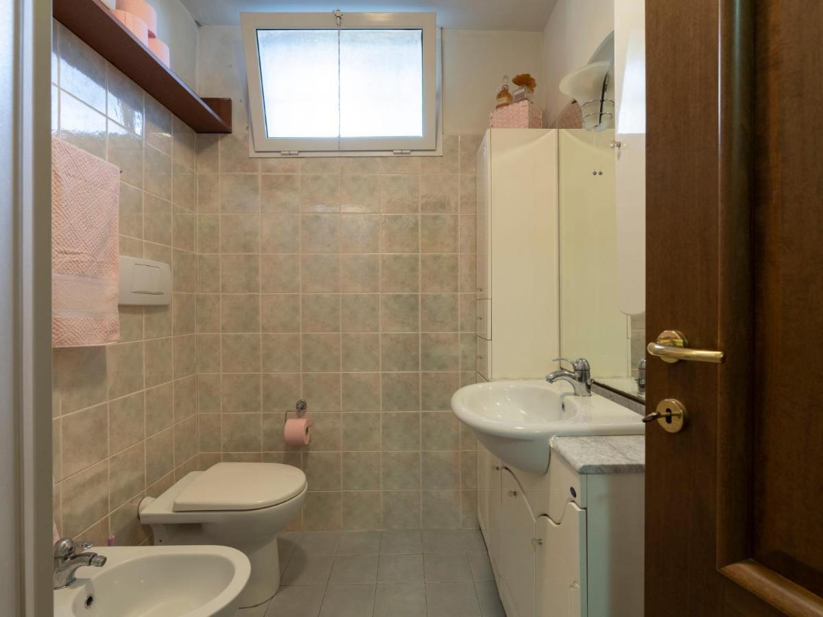 Holiday Home Lory House By Interhome Villa Viani Екстериор снимка